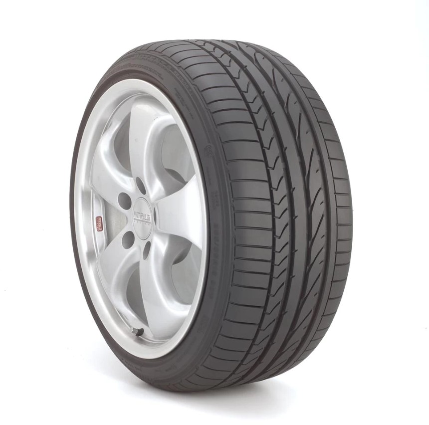 285/35 R19 Bridgestone Potenza RE050A 99Y