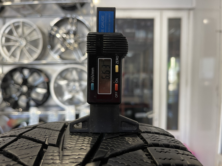 Шина Б/У 205/50 R17 Зима HANKOOK Winter I*Cept W-616 Кат. 3