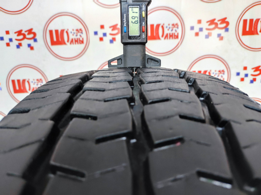 Шина Б/У 215/65 R16C Лето Ovation V-02 Кат. 3