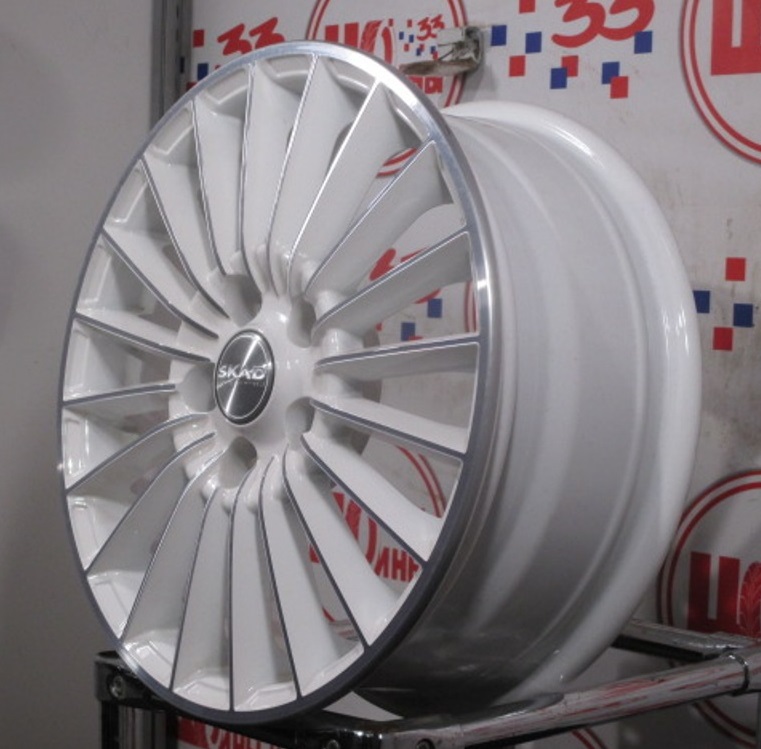 Новое Диск Литой неоригинальный 6 JR15 5/105 39 d56.5  (Колпачки)