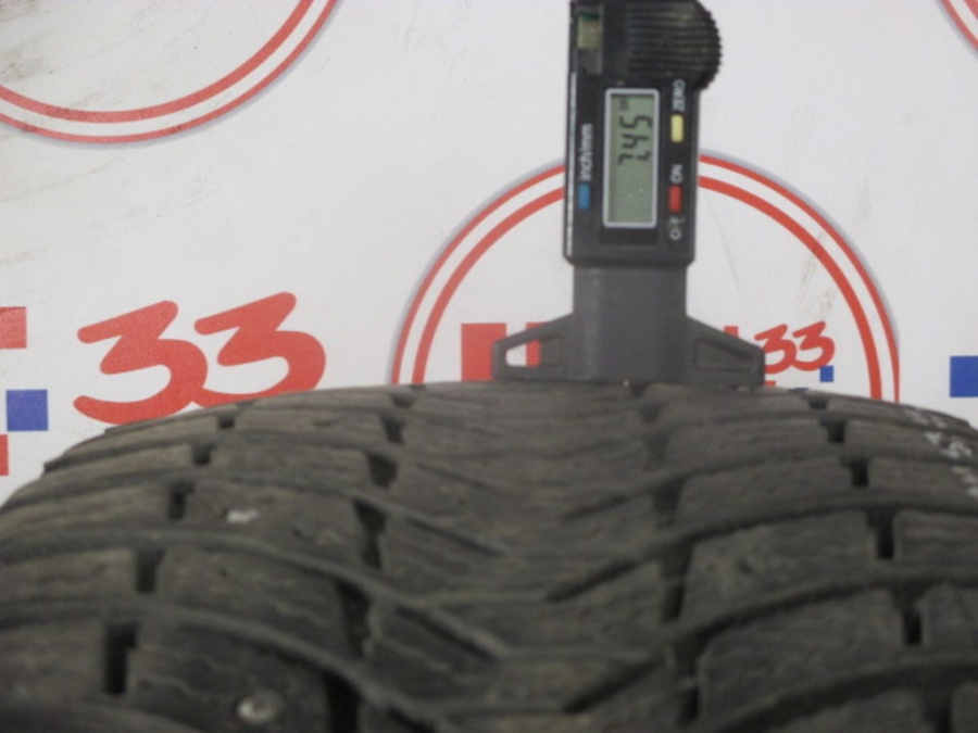 Шина Б/У 235/50 R17 Зима Шипы  MICHELIN X-Ice North-3 Кат. 3