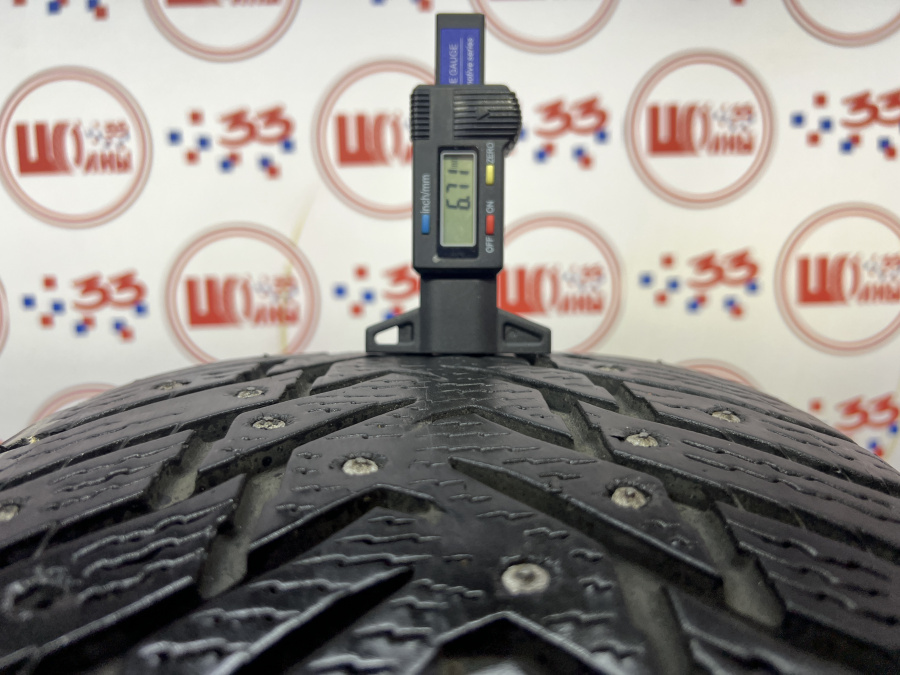 Шина Б/У 245/40 R18 Зима Шипы  NOKIAN HKPL-8/SUV-8 Кат. 4