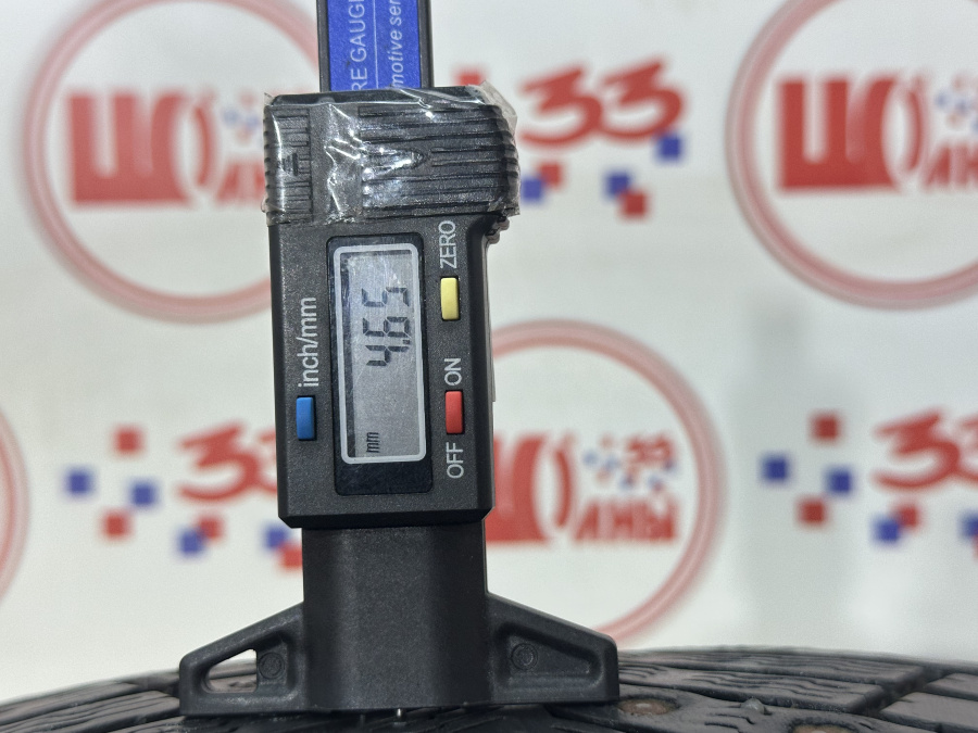 Шина Б/У 245/40 R18 Зима Шипы  MICHELIN X-Ice North 4 Кат. 3