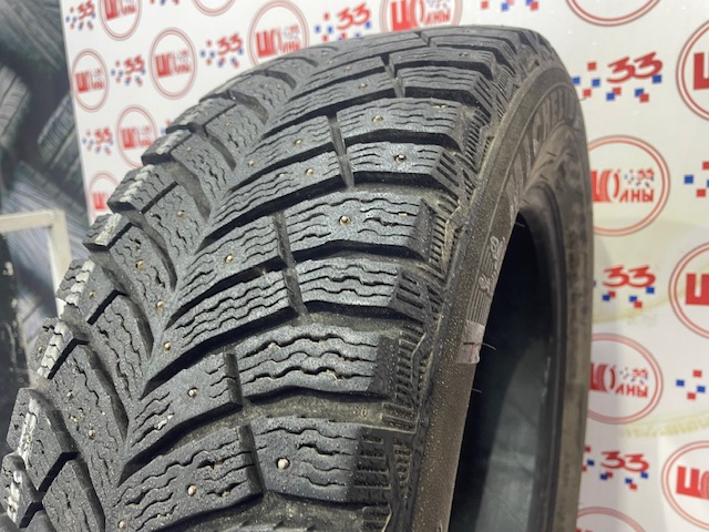 Шина Б/У 205/65 R16 Зима Шипы  MICHELIN X-Ice North 4 Кат. 3