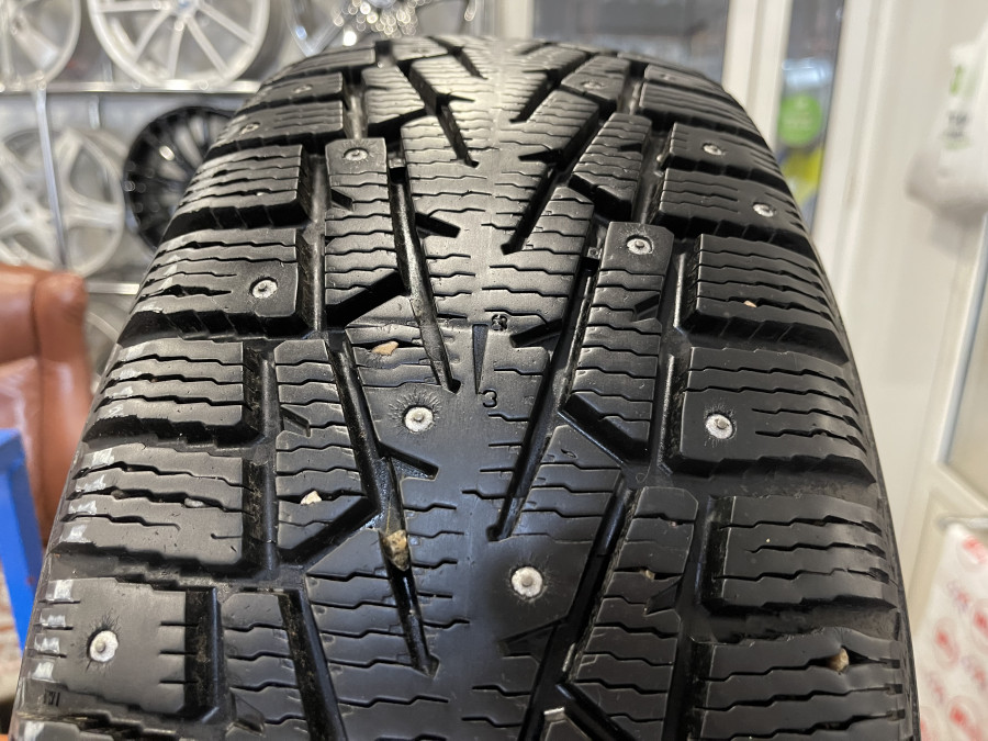 Шина Б/У 235/65 R17 Зима Шипы  Cordiant Snow Cross PW-2 Кат. 2
