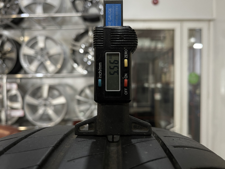 Шина Б/У 215/55 R18 Лето Michelin Primacy 3 Кат. 3