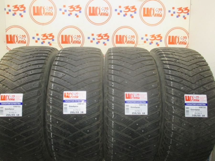Шина Б/У 255/55 R18 Зима Шипы  Goodyear UltraGrip Ice Arctic SUV Кат. 4