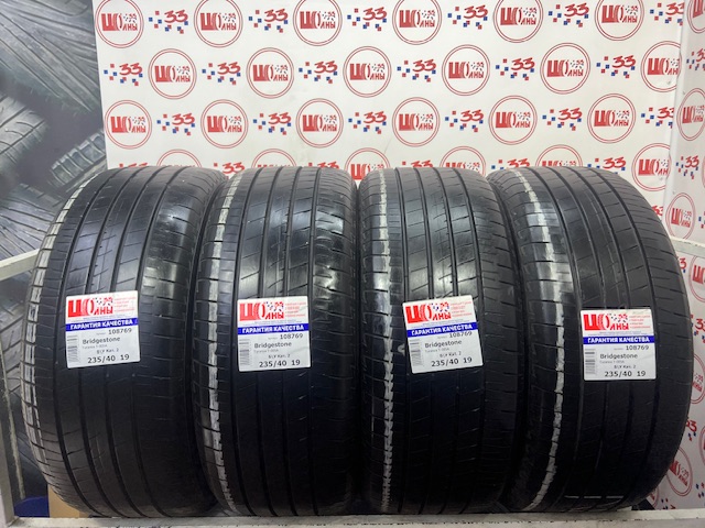 Шина Б/У 235/40 R19 Лето Bridgestone Turanza T-005A Кат. 2