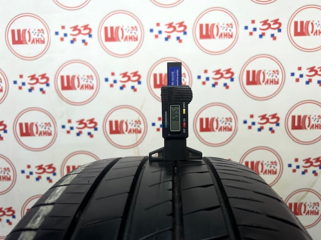 Шина Б/У 235/40 R19 Лето Bridgestone Turanza T-005A Кат. 2