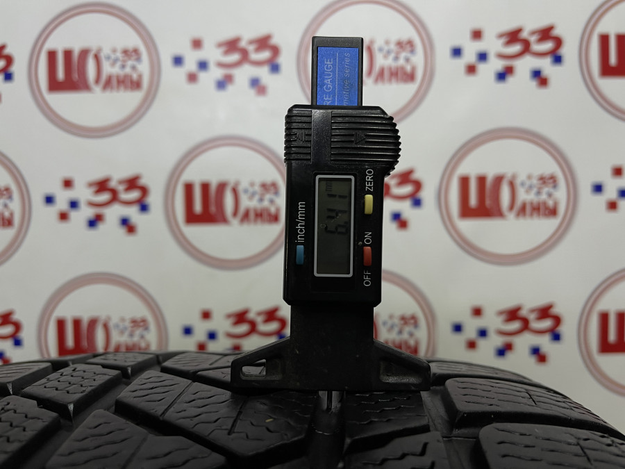 Шина Б/У 275/35 R19 Зима Pirelli Sottozero-3 Winter Кат. 3