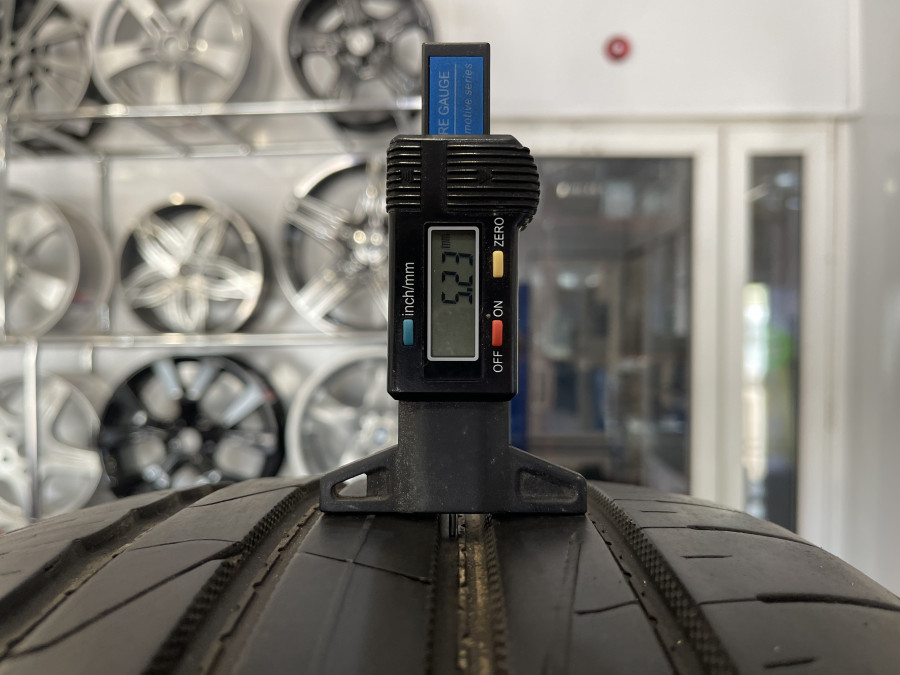 Шина Б/У 265/65 R17 Лето Ikon Tyres Autograph Aqua 3 Кат. 4