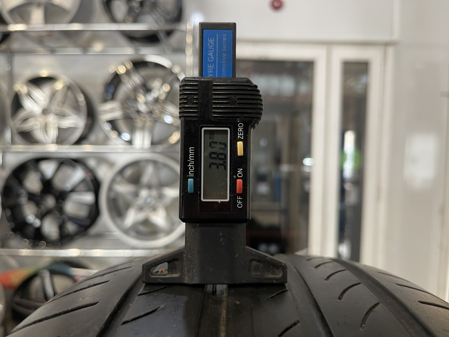 Шина Б/У 225/60 R18 Лето Pirelli Powergy Кат. 5