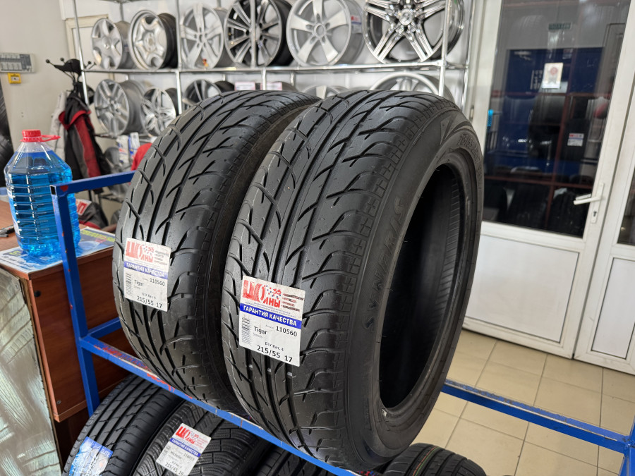 Шина Б/У 215/55 R17 Лето Tigar Syneris Кат. 4