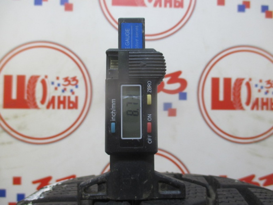 Шина Б/У 235/60 R18 Зима Шипы  DoubleStar DW-01 Кат. 2