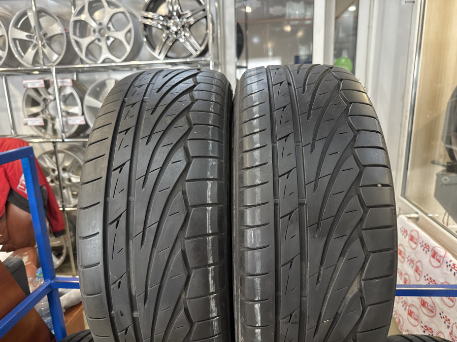 Шина Б/У 205/55 R16 Лето Toyo Proxes TR1 Кат. 4