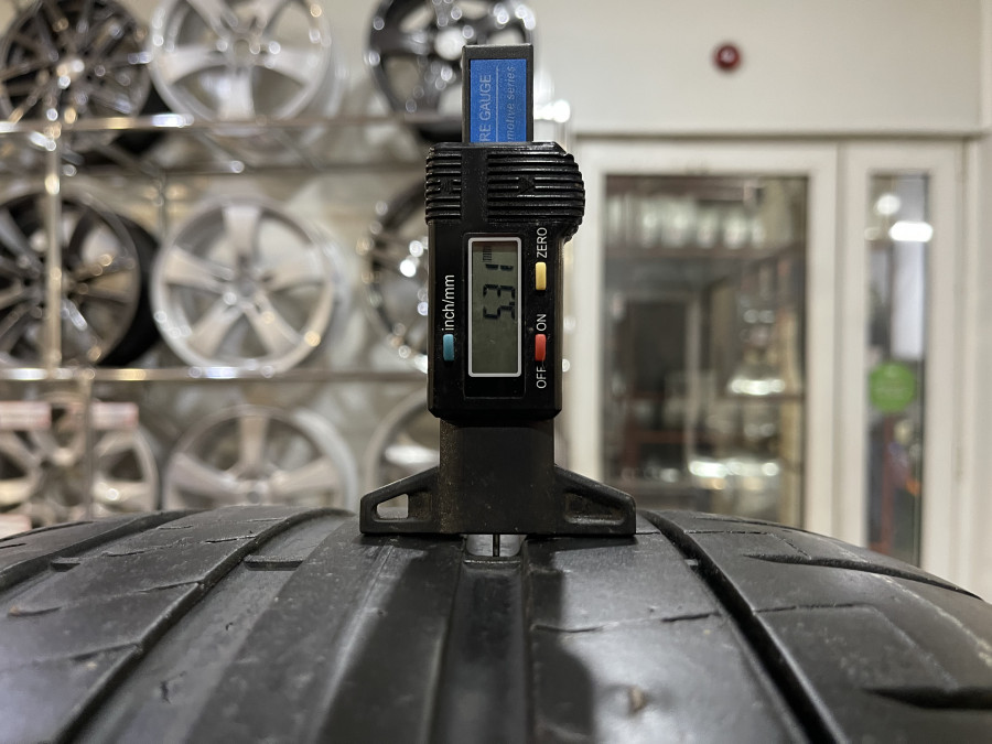 Шина Б/У 265/40 R22 Лето Pirelli PZero  (PZ4) Кат. 5