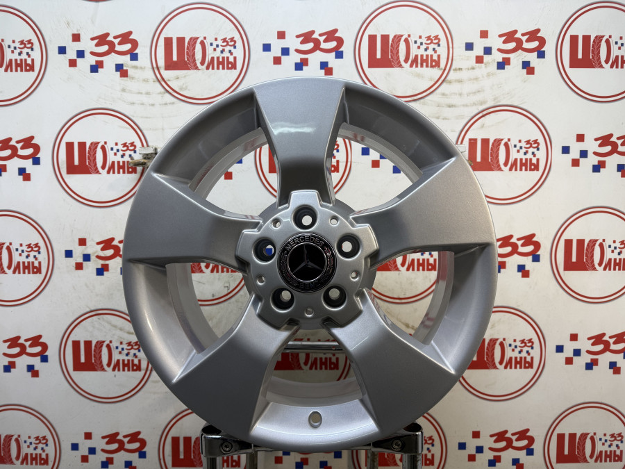 Б/У Диск Литой оригинальный R17 A2044013602 Mercedes Кат.В