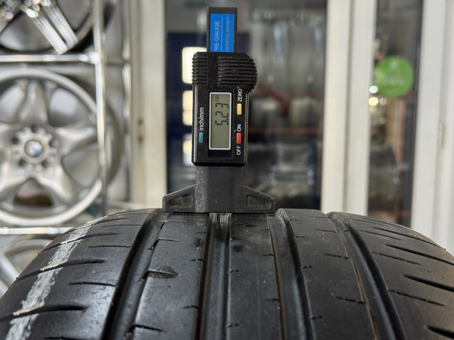Шина Б/У 225/45 R18 Лето Dunlop SP Sport Maxx-050 Кат. 4