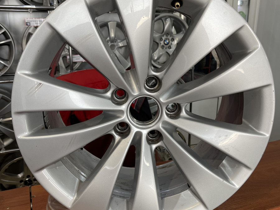 Б/У Диск Литой оригинальный R17 3c8601025a Volkswagen Кат.А2