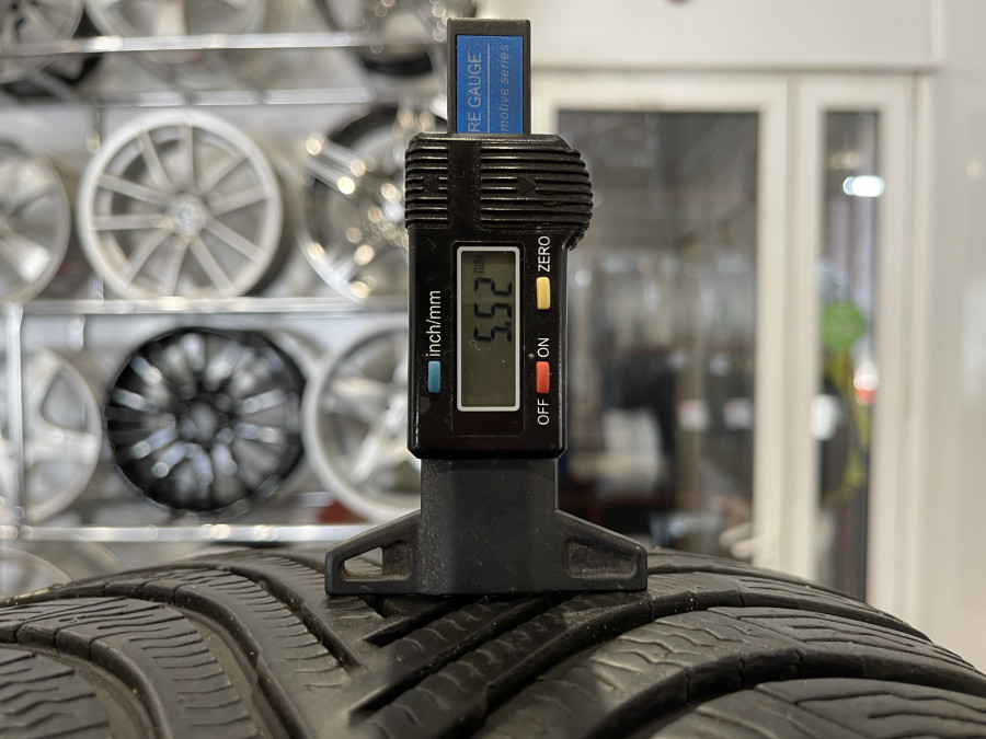 Шина Б/У 225/55 R17 Зима Michelin Alpin A-5 RSC Кат. 4