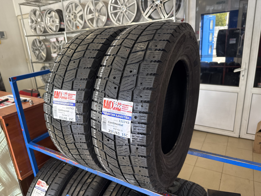 Шина Б/У 215/65 R15C Зима Шипы  Continental VanContact Ice Кат. 5