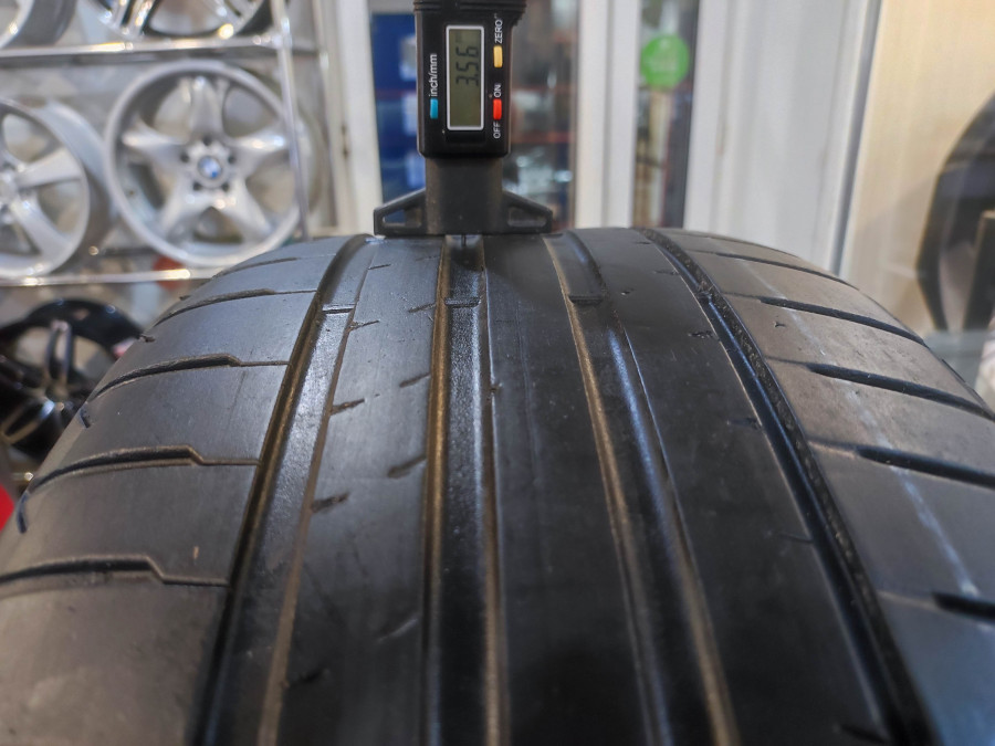 Шина Б/У 225/40 R19 Лето Bridgestone Turanza T-005 Кат. 5