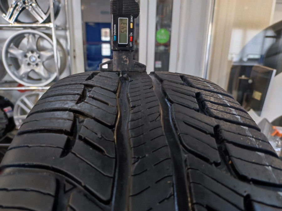 Шина Б/У 215/55 R16 Лето Bfgoodrich Advantage T/A Sport Кат. 3