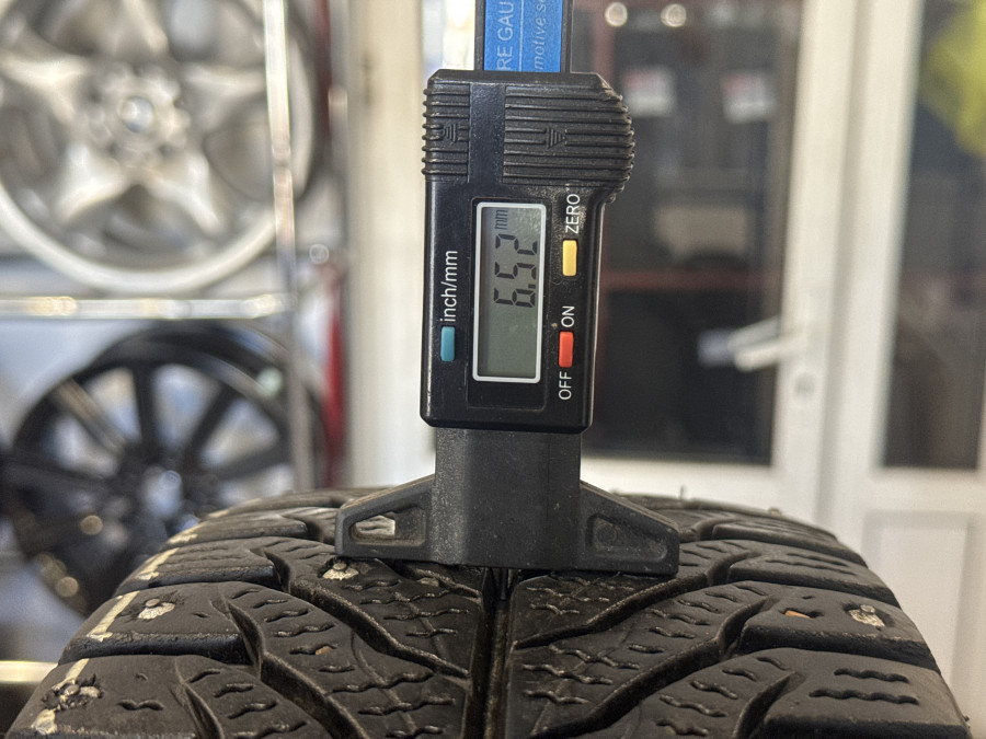 Шина Б/У 175/70 R14 Зима Шипы  КАМА KAMA ALGA  Кат. 3