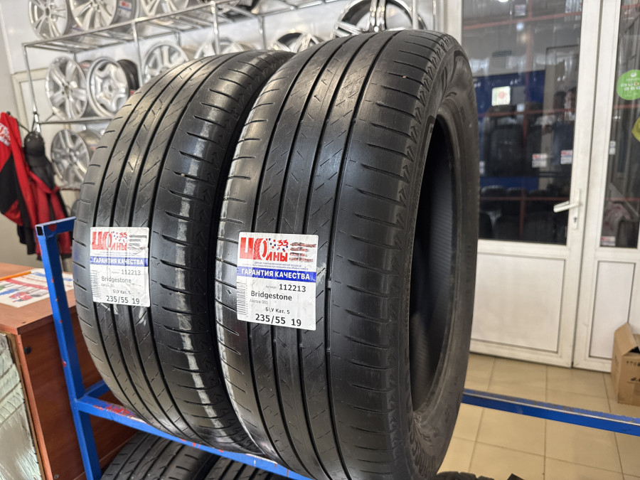 Шина Б/У 235/55 R19 Лето Bridgestone Alenza 001 Кат. 5