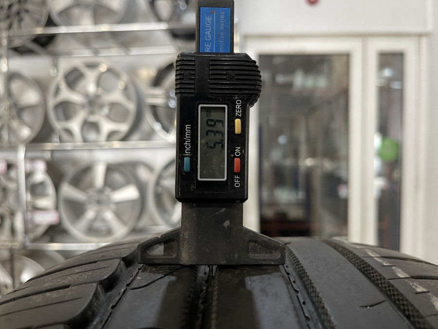 Шина Б/У 225/60 R17 Лето NOKIAN Hakka Blue 3/Blue 3 Кат. 5
