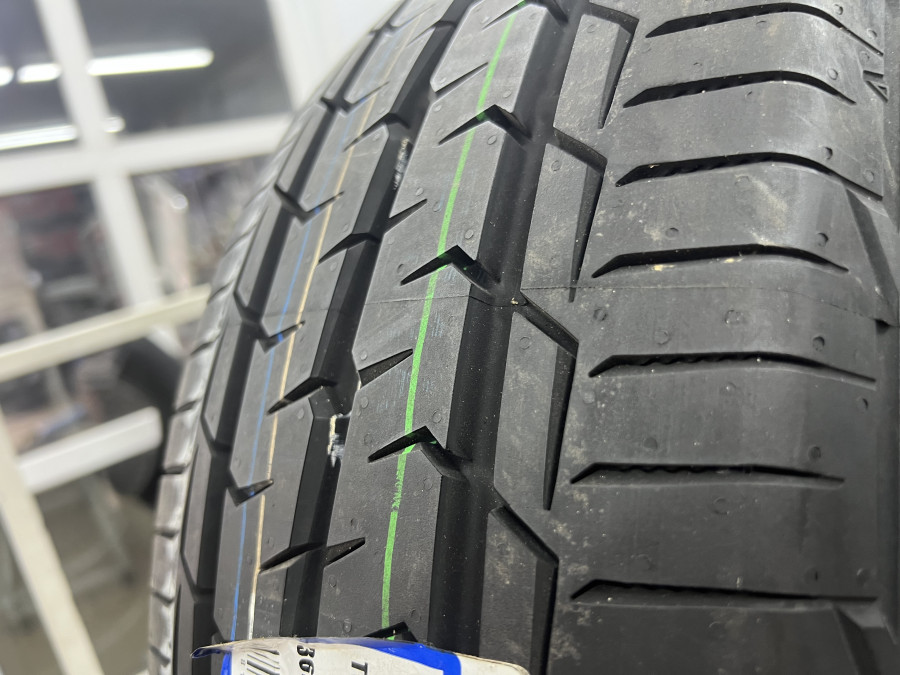 Шина Б/У 215/60 R17C Лето Toyo NanoEnergy Van Кат. 1