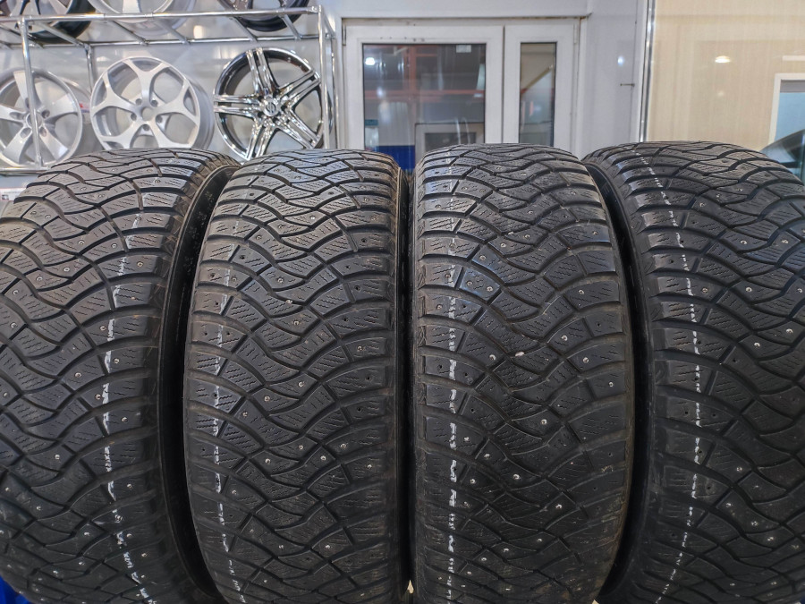 Шина Б/У 245/50 R19 Зима Шипы  Dunlop SP Winter Ice-03 Кат. 5
