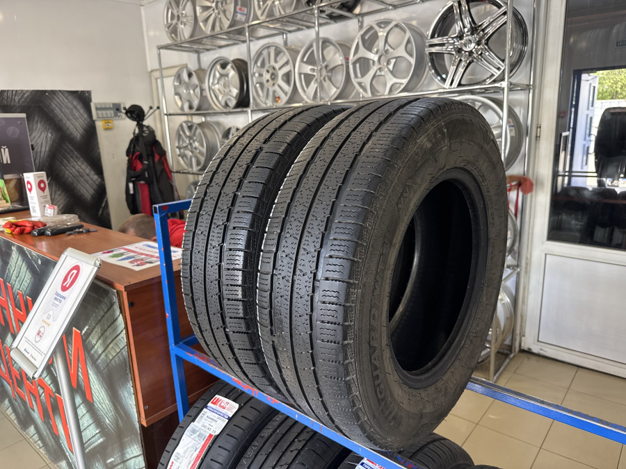 Шина Б/У 215/70 R15C Зима Nexen WinGuard WT-1 Кат. 4