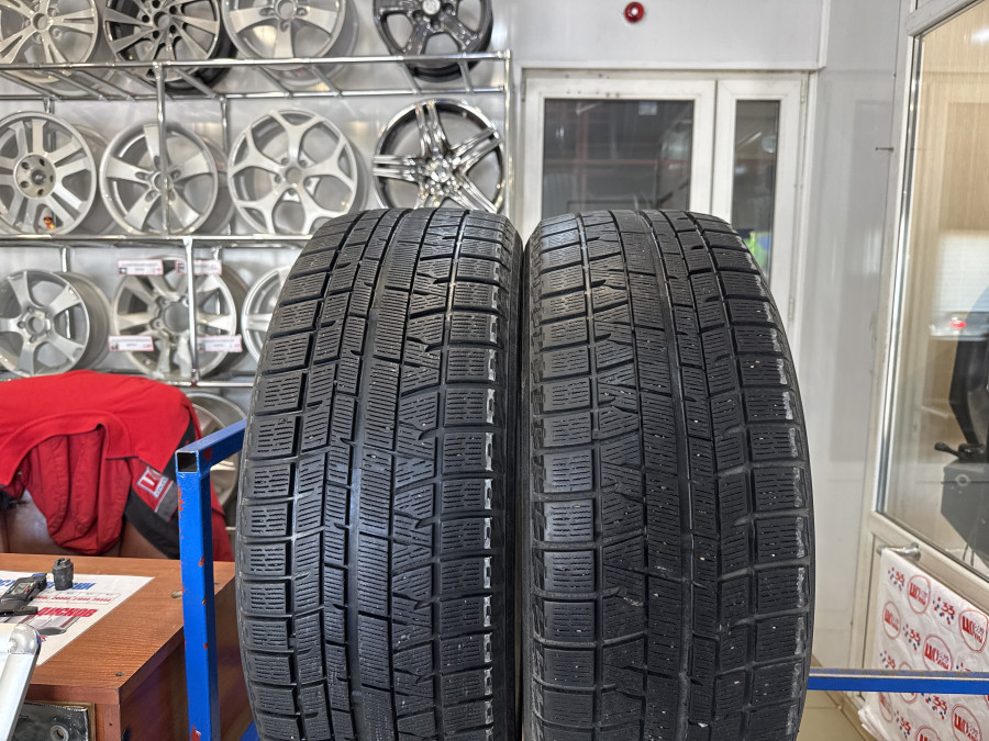 Шина Б/У 225/55 R18 Зима Yokohama Ice Guard IG50A Кат. 2