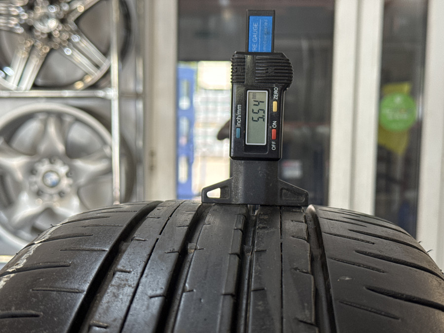 Шина Б/У 225/55 R18 Лето Dunlop SP Sport Maxx-050 Кат. 3