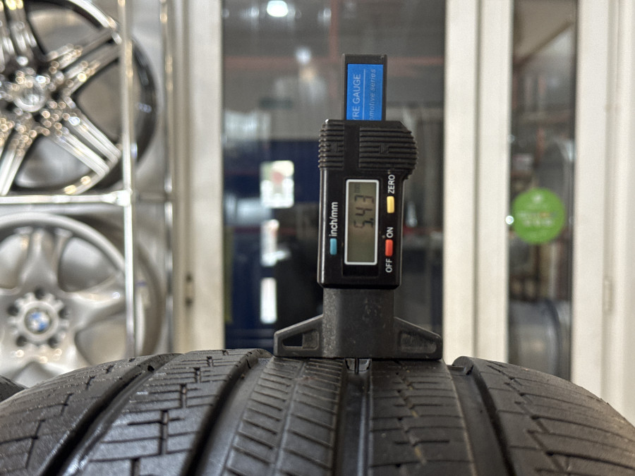 Шина Б/У 235/55 R19 Лето Nexen Roadian GTX Кат. 3