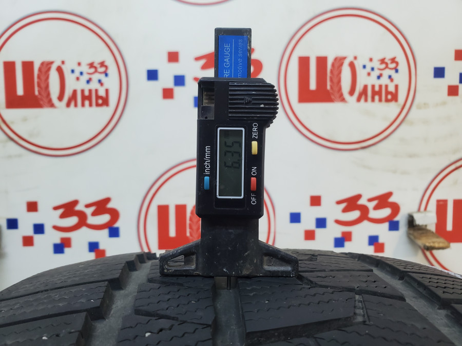 Шина Б/У 275/35 R19 Зима Royal Black Royal Winter UHP Кат. 3