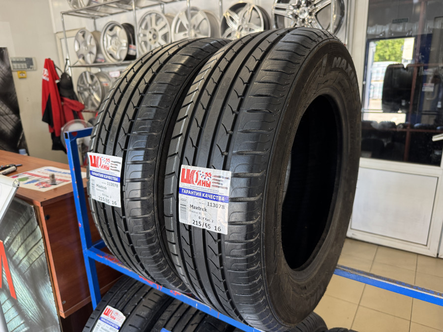 Шина Б/У 215/65 R16 Лето Maxtrek Maximus M1 Кат. 2