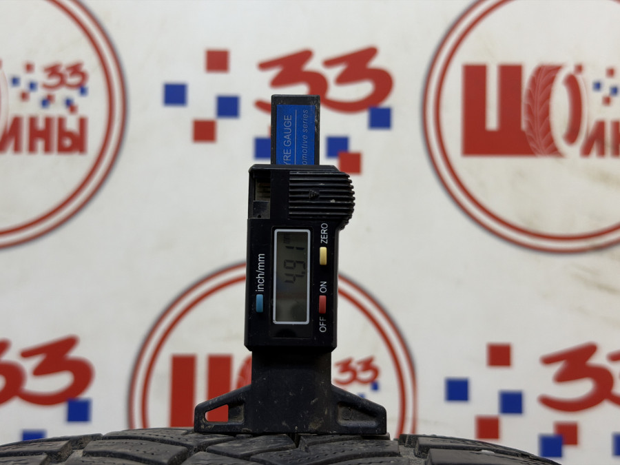 Шина Б/У 235/45 R17 Зима Goodyear Ultra Grip Performance Кат. 4