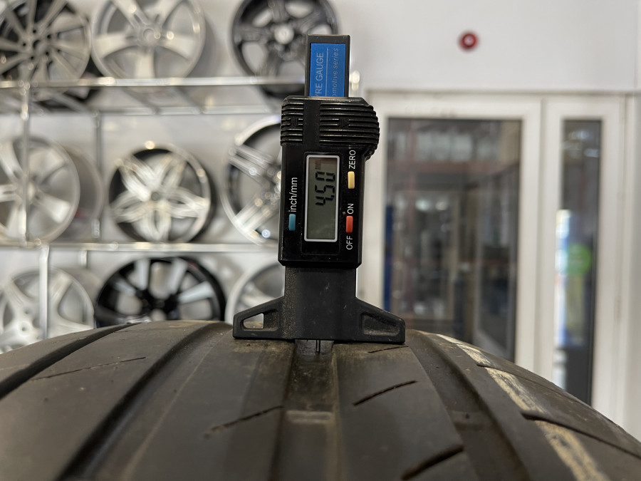 Шина Б/У 285/60 R18 Лето Kumho Ecsta PS71 Кат. 5