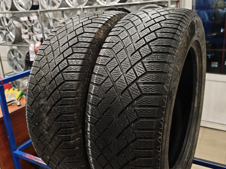 Шина Б/У 235/60 R18 Зима Continental C.Viking Contact-7 Кат. 5