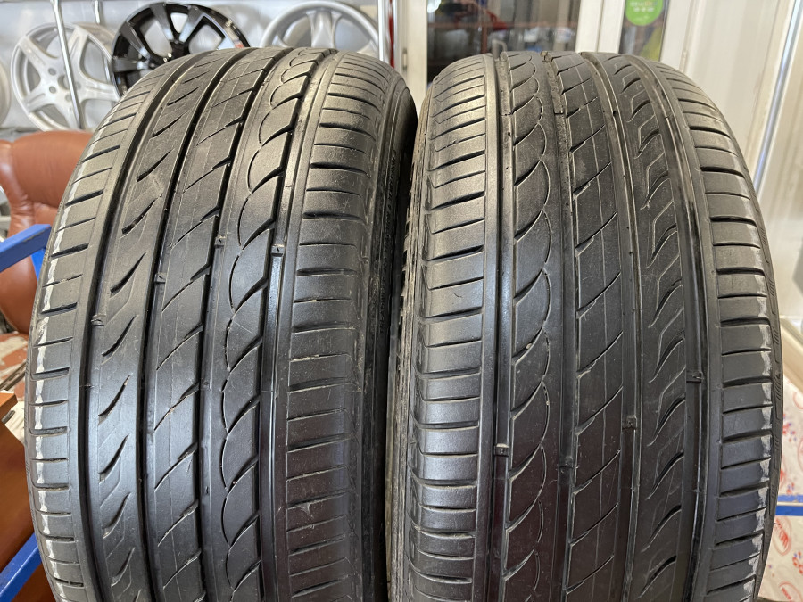 Шина Б/У 235/55 R17 Лето Delinte DH2 Кат. 2