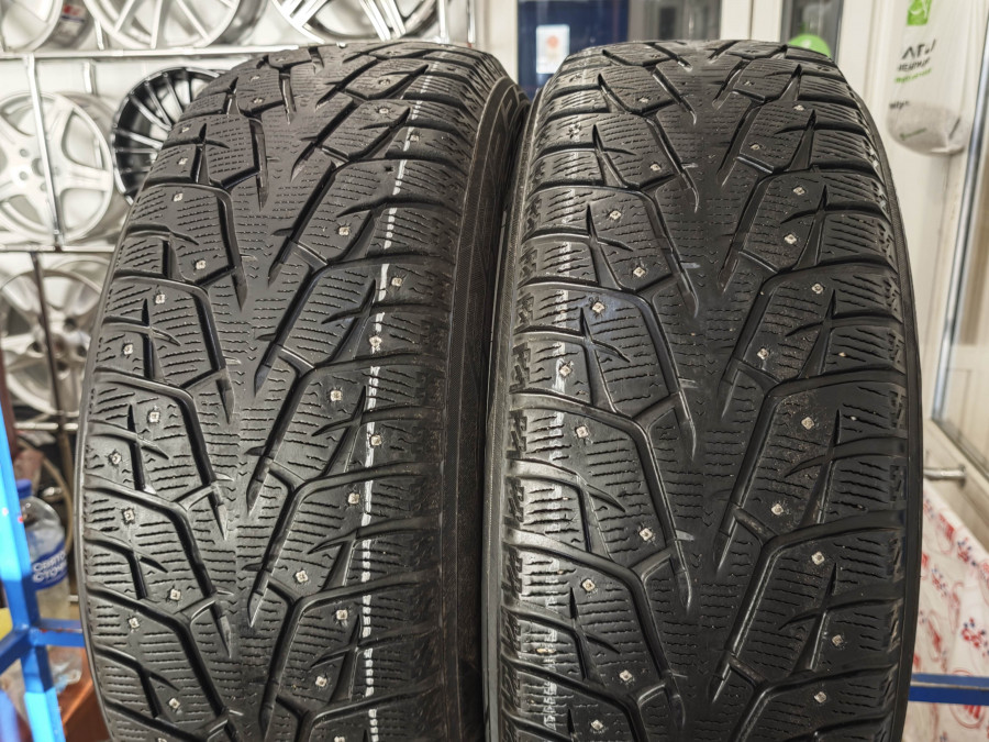 Шина Б/У 235/55 R19 Зима Шипы  Yokohama Ice Guard IG-55 Кат. 4