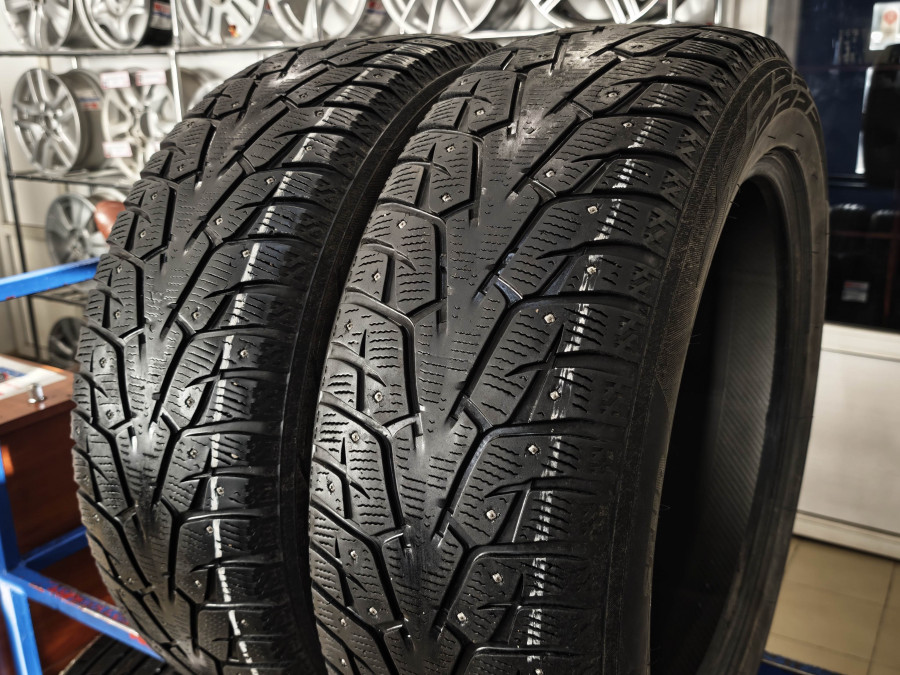Шина Б/У 235/55 R19 Зима Шипы  Yokohama Ice Guard IG-55 Кат. 5