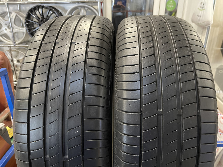 Шина Б/У 215/60 R17 Лето Nexen N'Fera RU5 Кат. 2