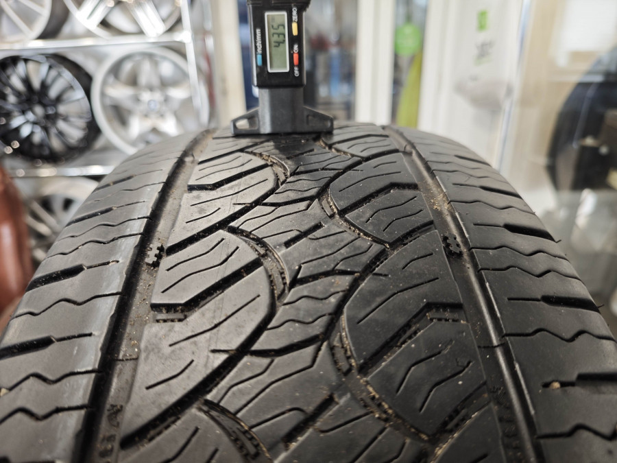 Шина Б/У 255/60 R19 Лето Giti Giti4x4 AT71 Кат. 5