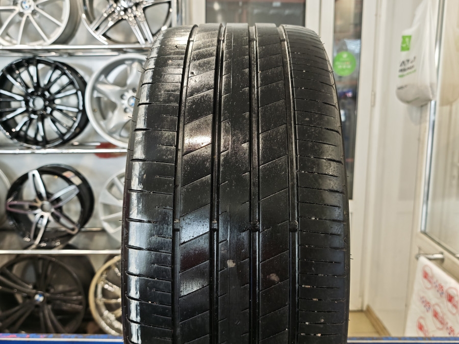 Шина Б/У 235/40 R19 Лето Dunlop SP Sport Maxx 060+ Кат. 4