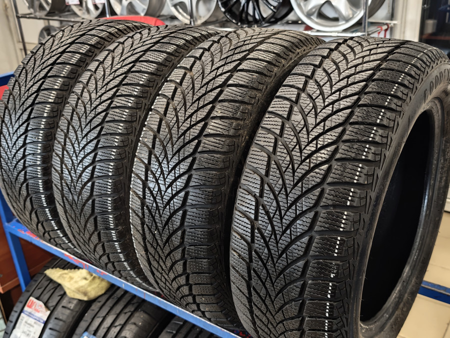 Шина Б/У 195/55 R15 Зима Goodyear Ultra Grip Ice 2 Кат. 2