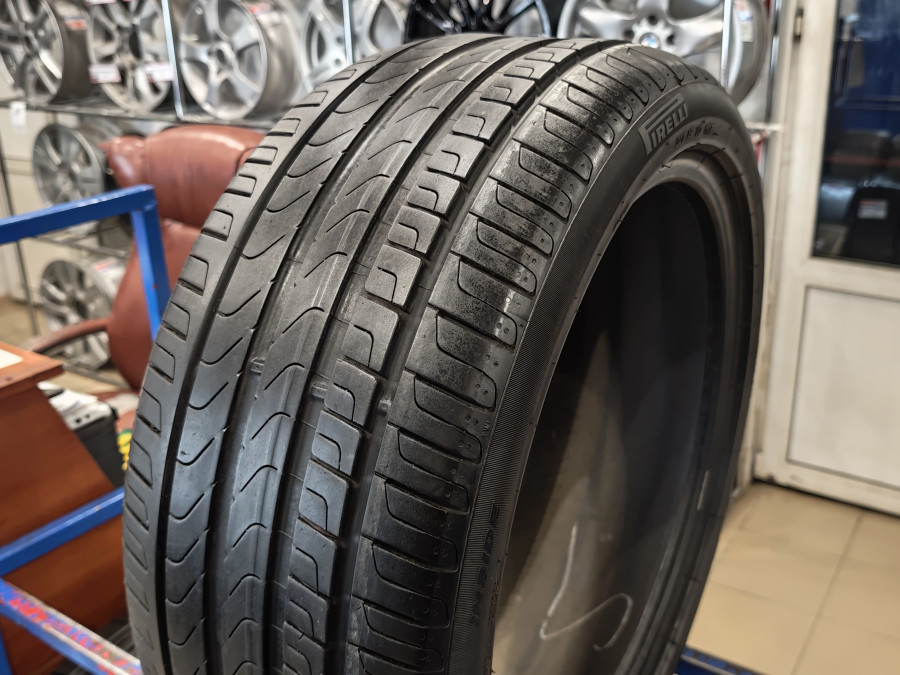 Шина Б/У 245/40 R18 Лето PIRELLI P-7 Cinturato Кат. 3