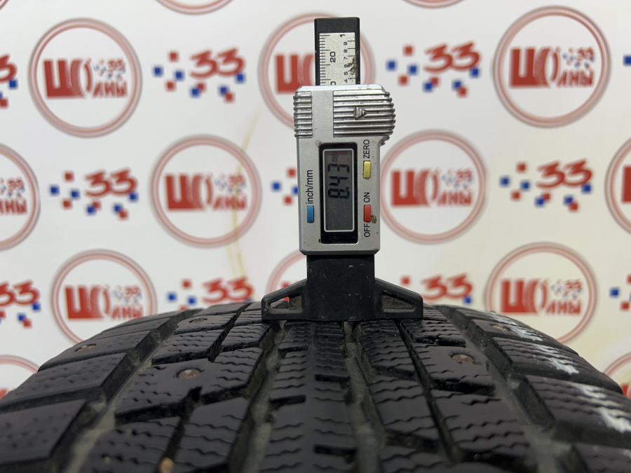Шина Б/У 205/55 R16 Зима Шипы  DUNLOP SP Winter Ice-01 Кат. 2